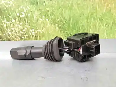 Pezzo di ricambio per auto di seconda mano comando pulito per chevrolet captiva 2.0 vcdi lt riferimenti oem iam   