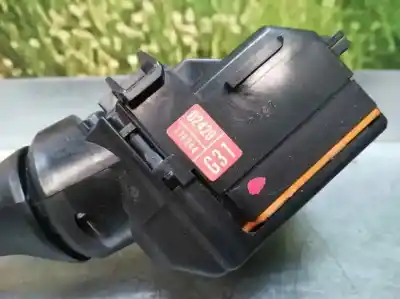 Pezzo di ricambio per auto di seconda mano comando pulito per toyota auris active riferimenti oem iam 17f244  