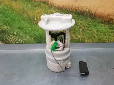 Second-hand car spare part fuel tank sender unit for renault clio iii authentique oem iam references 820072774d  0974685990202