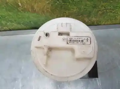 Second-hand car spare part fuel tank sender unit for renault clio iii authentique oem iam references 820072774d  0974685990202