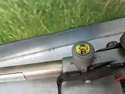 Peça sobressalente para automóvel em segunda mão pré-tensor de airbag esquerdo por kia carnival 2.9 crdi vgt active referências oem iam   