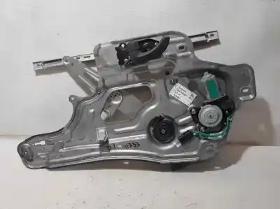 Piesă de schimb auto la mâna a doua MECANISM ACȚIONARE GEAM FAȚÃ STÂNGA pentru HYUNDAI SANTA FE (SM)  Referințe OEM IAM 8247026020  