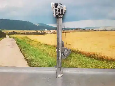 Автозапчасти б/у регулятор стекла переднего правого за mitsubishi montero (v80/v90) 3.2 di-d cat ссылки oem iam mr989947  6 pins