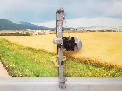 Автозапчастина б/у регулятор вікна передній лівий для renault clio iv authentique посилання на oem iam 