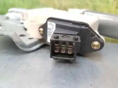 Second-hand car spare part rear right window regulator for toyota corolla (_e12_) 1.4 d (nde120_) oem iam references   6 pins