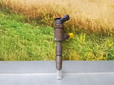 Second-hand car spare part Injector for PEUGEOT 208 Access OEM IAM references 870689  0445110339