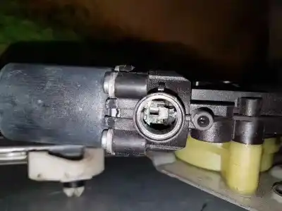 Peça sobressalente para automóvel em segunda mão elevador de vidros dianteiro direito por renault kangoo furgón compact comfort referências oem iam   2 pins