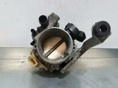 Pièce détachée automobile d'occasion boitier de papillon pour peugeot 406 coupe (s1/s2) 3.0 v6 références oem iam  7277027000 solex 