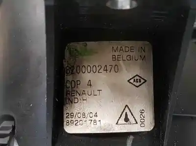 Автозапчастина б/у правий протитуман для renault espace iv (jk0) authentique посилання на oem iam 8200002470  89201781