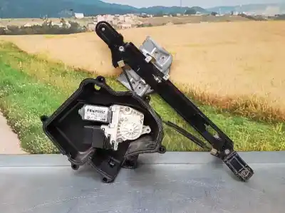 Second-hand car spare part  for SEAT LEON (1P1)  OEM IAM references 1P0839402B  18 PINS