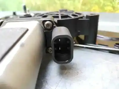 Second-hand car spare part passenger side right window regulator for ford ka (ccu) titanium+ oem iam references   2 pins