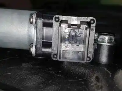 Second-hand car spare part passenger side right window regulator for mazda 2 lim. (de) 1.6 cd diesel cat oem iam references   2 pins