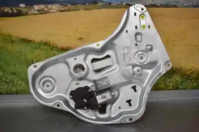 Автозапчасти б/у ЗАДНИЙ ПРАВЫЙ СТЕКЛОРЕГУЛЯТОР за HYUNDAI IX35 (EL/LM) (2010->)  ссылки OEM IAM 814202Y010  