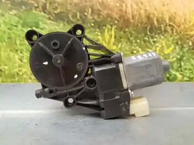 Pièce détachée automobile d'occasion Moteur Lève Vitre Avant Droit pour FORD FIESTA (CB1) Ambiente Références OEM IAM   2 PINS