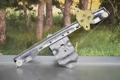 Second-hand car spare part driver left window regulator for renault twingo iii zen oem iam references   2 pins