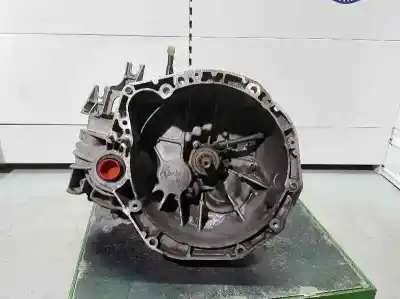 Recambio de automóvil de segunda mano de CAJA CAMBIOS para RENAULT SCENIC II  referencias OEM IAM ND0002 6 VELOCIDADES A247032
