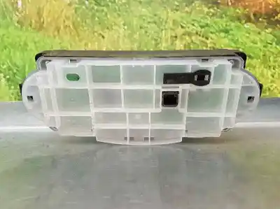 Second-hand car spare part climate control for toyota yaris active oem iam references   