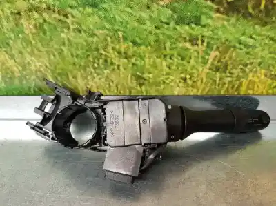 Peça sobressalente para automóvel em segunda mão comutador de luzes por toyota yaris active referências oem iam 17f611 j44 02311