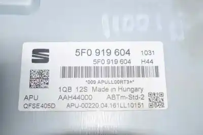Peça sobressalente para automóvel em segunda mão sistema de áudio / rádio cd por seat ibiza (6j5) reference referências oem iam   5f0919604 / 6qa035824 / 2015dj0994