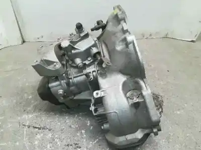 Автозапчастина б/у коробка передач для opel corsa d selective посилання на oem iam 2uw429 5 velocidades b11051733