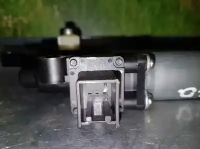 Pezzo di ricambio per auto di seconda mano motore alzacristalli posteriore destro per mazda 2 lim. (de) 1.4 diesel cat riferimenti oem iam   2 pins