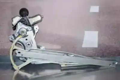 Second-hand car spare part driver left window regulator for toyota yaris active oem iam references   7 pins