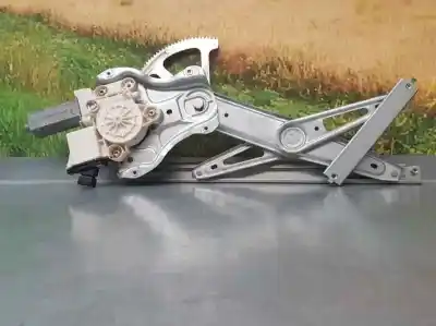 Second-hand car spare part passenger side right window regulator for toyota corolla (_e12_) 1.4 d (nde120_) oem iam references 6981002130