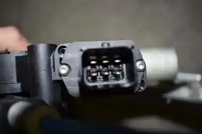 Second-hand car spare part driver left window regulator for opel corsa e excellence ecoflex oem iam references   6 pins