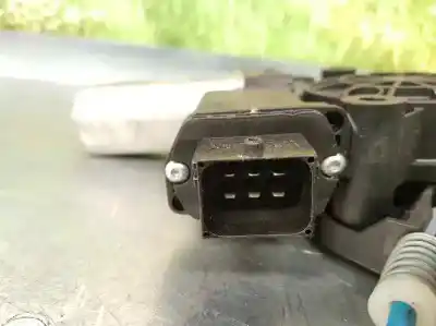 Second-hand car spare part passenger side right window regulator for opel corsa e excellence ecoflex oem iam references 13298154rh  541613212