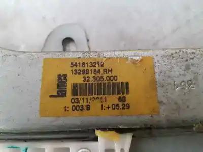 Second-hand car spare part passenger side right window regulator for opel corsa e excellence ecoflex oem iam references 13298154rh  541613212