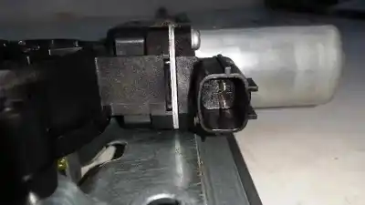 Second-hand car spare part passenger side right window regulator for renault captur dynamique oem iam references   2pins