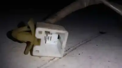 Second-hand car spare part passenger side right window regulator for chevrolet aveo lt oem iam references   2 pins