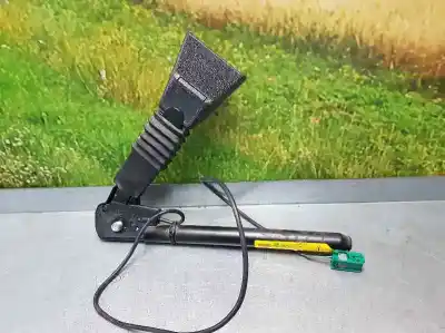 Pezzo di ricambio per auto di seconda mano pretenditore airbag sinistro per opel meriva (2006->) 1.7 cosmo [1.7 ltr. - 74 kw 16v cdti] riferimenti oem iam 13130378 r5060410175 542591461d