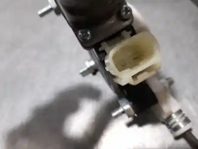 Second-hand car spare part rear right window regulator for kia rio concept oem iam references   2 pins