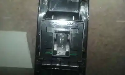 Second-hand car spare part left front power window switch for lancia ypsilon (402) gold oem iam references   