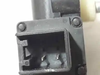 Second-hand car spare part right front window motor for mazda 2 (de_, dh_) 1.3 (de3fs) oem iam references  2 pins 