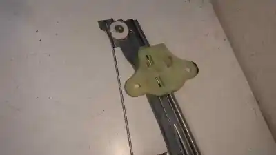 Second-hand car spare part passenger side right window regulator for renault captur dynamique oem iam references   2 pins