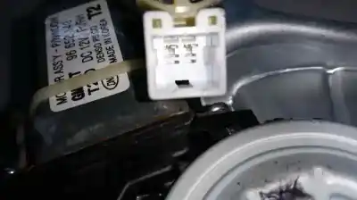 Second-hand car spare part passenger side right window regulator for chevrolet aveo ls oem iam references   2 pins