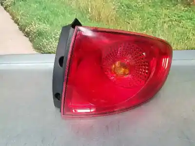 Peça sobressalente para automóvel em segunda mão farolim traseiro direito por seat altea (5p1) reference referências oem iam 5p0945112