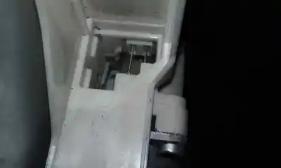 Peça sobressalente para automóvel em segunda mão elevador de vidros dianteiro direito por ford focus turnier (cb4) trend referências oem iam   2 pins