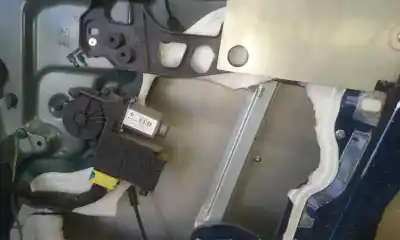 Автозапчастина б/у регулятор переднього правого скла для CITROEN C4 PICASSO Exclusive Посилання на OEM IAM 9674032680   Автозапчастина б/у регулятор переднього правого скла для CITROEN C4 PICASSO Exclusive Посилання на OEM IAM 9674032680