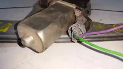 Second-hand car spare part driver left window regulator for dacia sandero ambiance oem iam references   2 pins