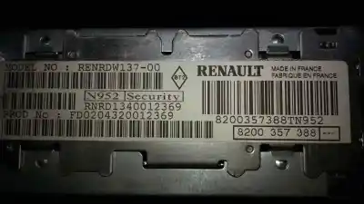 Pezzo di ricambio per auto di seconda mano impianto audio / radio cd per renault modus confort dynamique riferimenti oem iam 8200357388  