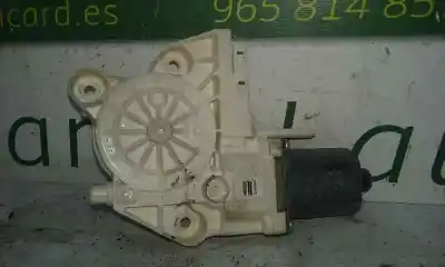 Peça sobressalente para automóvel em segunda mão motor elevador vidro dianteiro esquerdo por ford focus lim. (cb4) trend referências oem iam   2 pin
