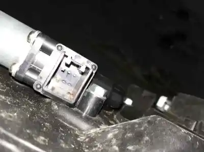 Second-hand car spare part passenger side right window regulator for mazda 2 (de_, dh_) 1.3 (de3fs) oem iam references   2 pins