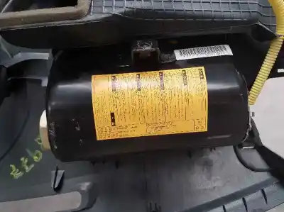 Автозапчастина б/у комплект подушки безпеки для toyota yaris (ncp1/nlp1/scp1) 1.3 16v cat посилання на oem iam   