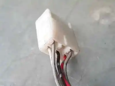 Second-hand car spare part right rearview mirror for toyota yaris (ncp1/nlp1/scp1) 1.3 16v cat oem iam references   5 cables