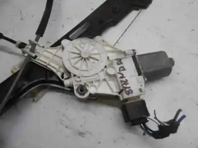 Peça sobressalente para automóvel em segunda mão elevador de vidros dianteiro direito por bmw serie 1 berlina (e81/e87) 118d referências oem iam   