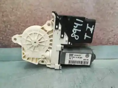 Pièce détachée automobile d'occasion  pour SEAT LEON (1M1)  Références OEM IAM 1C0959811A  18 PINS