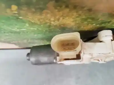 Peça sobressalente para automóvel em segunda mão elevador de vidros dianteiro direito por bmw serie 1 berlina (e81/e87) 116i referências oem iam   6 pins